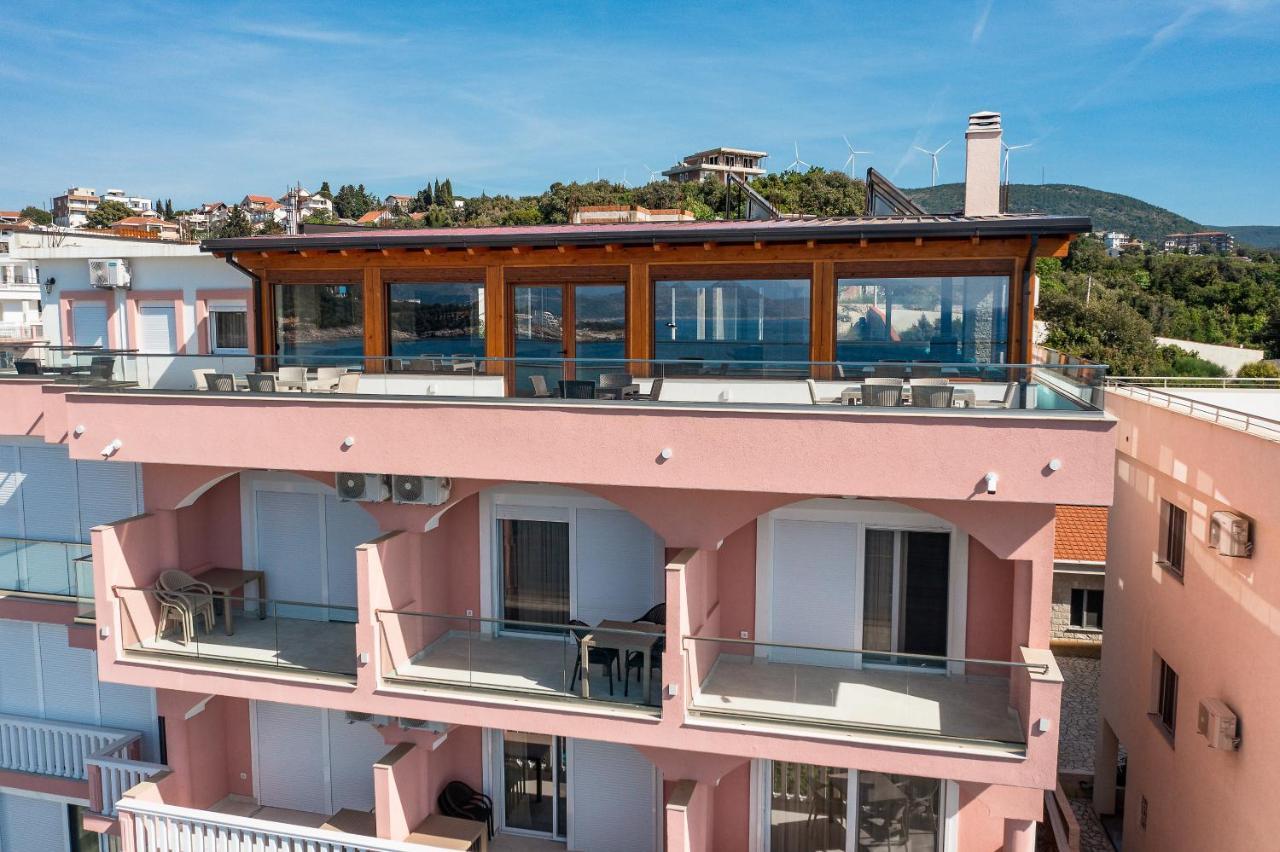 Dreamsea Apartment Utjeha Esterno foto