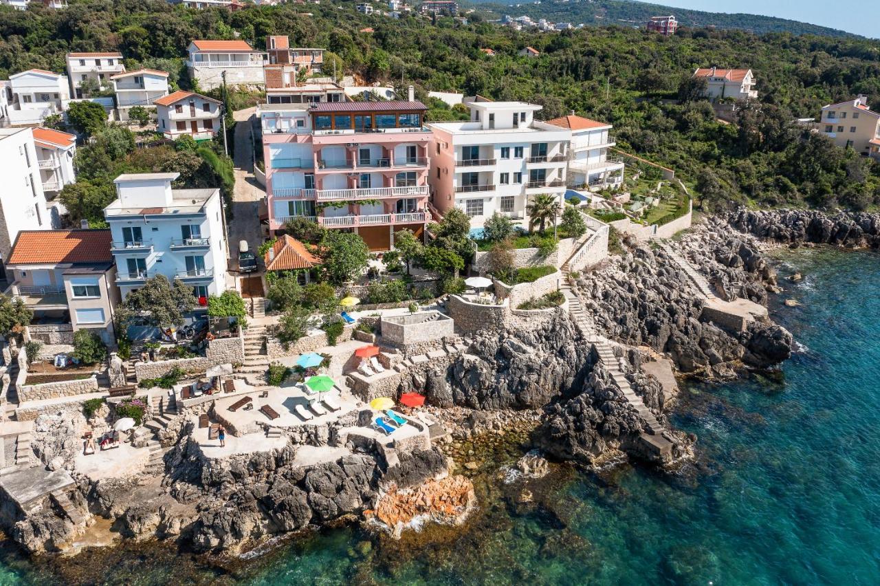 Dreamsea Apartment Utjeha Esterno foto